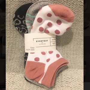 Every Day Ankle Socks- 3 Pack- Size 9/10